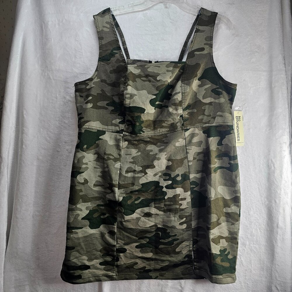 No Boundaries Denim Pinafore Camo Dress Juniors Sz XL 16/18 Square Neck Split He